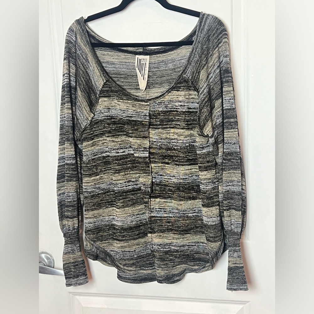 NWOT Free People light weight Sweater
